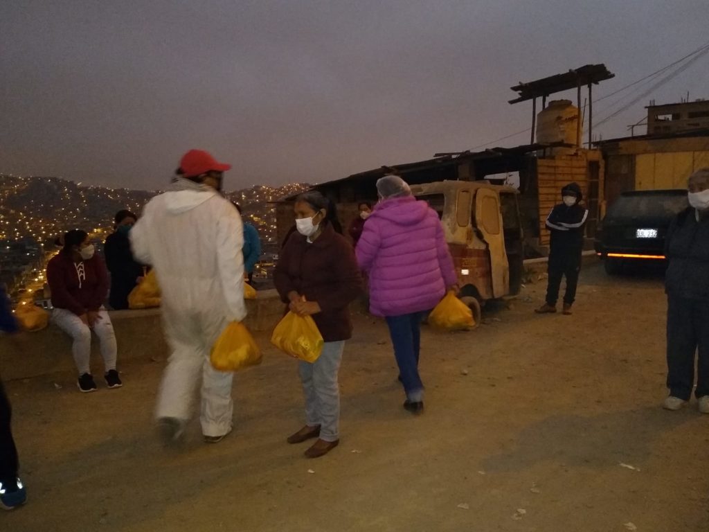 Lebensmittelverteilung Villa Maria del Triunfo